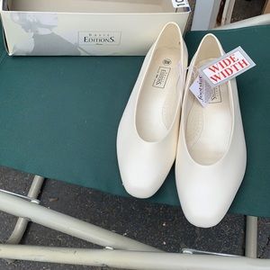 White dress flats